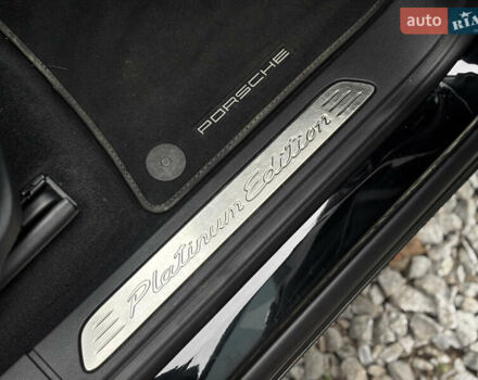 Черный Порше Каен, объемом двигателя 3.6 л и пробегом 100 тыс. км за 26500 $, фото 29 на Automoto.ua