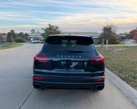 Черный Порше Каен, объемом двигателя 3.6 л и пробегом 74 тыс. км за 10000 $, фото 5 на Automoto.ua