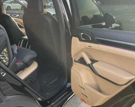 Чорний Порше Cayenne, об'ємом двигуна 3.6 л та пробігом 169 тис. км за 23400 $, фото 26 на Automoto.ua