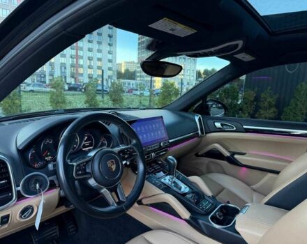 Черный Порше Каен, объемом двигателя 3.6 л и пробегом 168 тыс. км за 27900 $, фото 10 на Automoto.ua