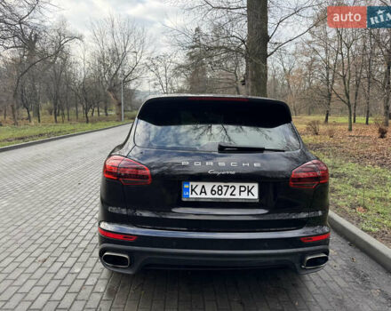 Черный Порше Каен, объемом двигателя 2.97 л и пробегом 249 тыс. км за 37000 $, фото 6 на Automoto.ua