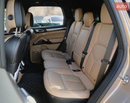 Чорний Порше Cayenne, об'ємом двигуна 3.6 л та пробігом 85 тис. км за 31000 $, фото 7 на Automoto.ua