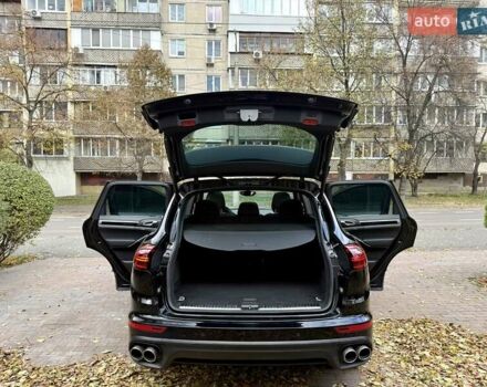 Черный Порше Каен, объемом двигателя 3 л и пробегом 140 тыс. км за 25900 $, фото 31 на Automoto.ua