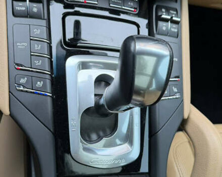 Черный Порше Каен, объемом двигателя 2.97 л и пробегом 138 тыс. км за 35500 $, фото 30 на Automoto.ua