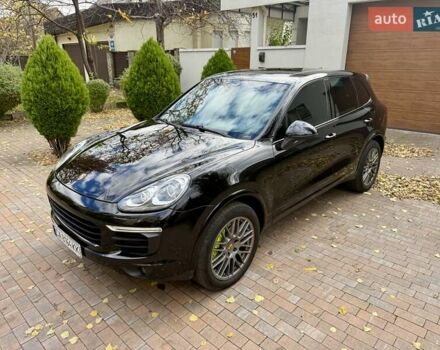 Черный Порше Каен, объемом двигателя 3 л и пробегом 140 тыс. км за 25900 $, фото 18 на Automoto.ua
