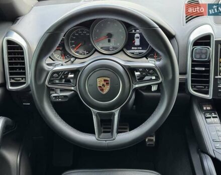 Чорний Порше Cayenne, об'ємом двигуна 3.6 л та пробігом 150 тис. км за 22900 $, фото 15 на Automoto.ua