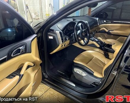 Чорний Порше Cayenne, об'ємом двигуна 3 л та пробігом 170 тис. км за 37000 $, фото 9 на Automoto.ua