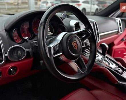 Чорний Порше Cayenne, об'ємом двигуна 3.6 л та пробігом 210 тис. км за 37999 $, фото 21 на Automoto.ua