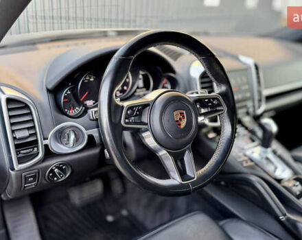 Черный Порше Каен, объемом двигателя 3.6 л и пробегом 113 тыс. км за 29500 $, фото 23 на Automoto.ua