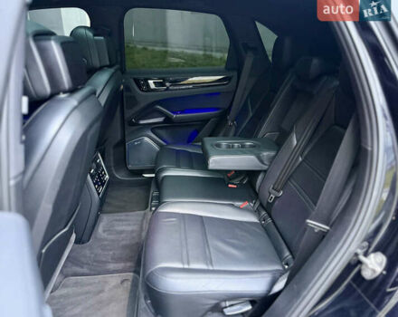 Чорний Порше Cayenne, об'ємом двигуна 2.9 л та пробігом 99 тис. км за 70000 $, фото 16 на Automoto.ua