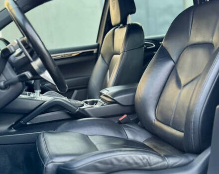 Черный Порше Каен, объемом двигателя 3.6 л и пробегом 113 тыс. км за 29500 $, фото 24 на Automoto.ua