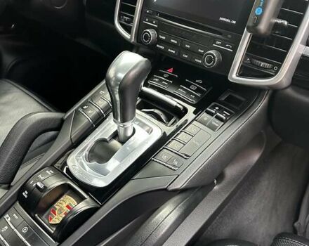 Черный Порше Каен, объемом двигателя 3.6 л и пробегом 64 тыс. км за 28999 $, фото 69 на Automoto.ua