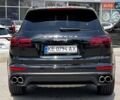 Чорний Порше Cayenne, об'ємом двигуна 3 л та пробігом 110 тис. км за 36000 $, фото 5 на Automoto.ua