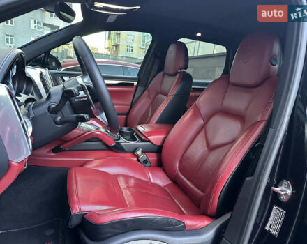 Черный Порше Каен, объемом двигателя 3 л и пробегом 180 тыс. км за 34800 $, фото 24 на Automoto.ua