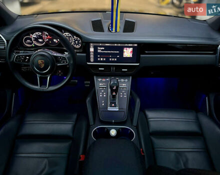 Чорний Порше Cayenne, об'ємом двигуна 2.9 л та пробігом 99 тис. км за 70000 $, фото 23 на Automoto.ua