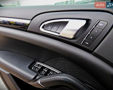 Чорний Порше Cayenne, об'ємом двигуна 3.6 л та пробігом 111 тис. км за 29900 $, фото 6 на Automoto.ua