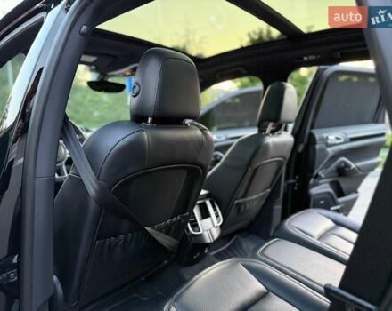 Черный Порше Каен, объемом двигателя 3.6 л и пробегом 99 тыс. км за 34000 $, фото 31 на Automoto.ua