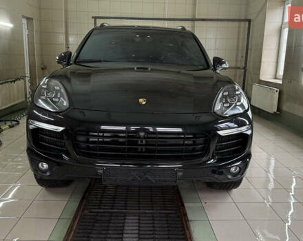 Чорний Порше Cayenne, об'ємом двигуна 3 л та пробігом 146 тис. км за 45500 $, фото 2 на Automoto.ua