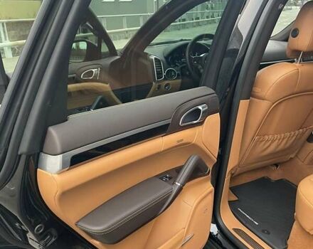 Чорний Порше Cayenne, об'ємом двигуна 3.6 л та пробігом 58 тис. км за 50000 $, фото 9 на Automoto.ua