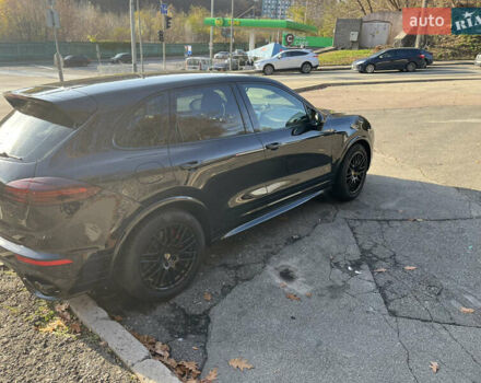 Черный Порше Каен, объемом двигателя 3.6 л и пробегом 88 тыс. км за 40000 $, фото 1 на Automoto.ua