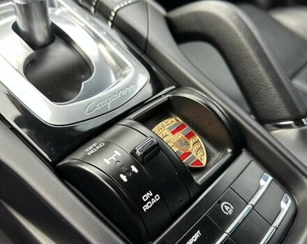 Черный Порше Каен, объемом двигателя 3.6 л и пробегом 64 тыс. км за 28999 $, фото 55 на Automoto.ua