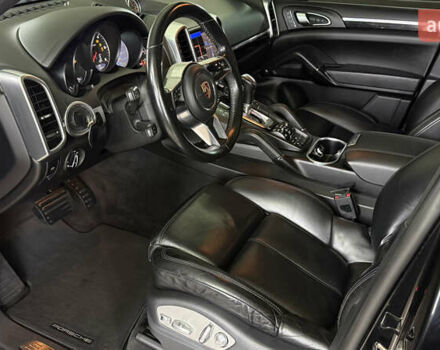Чорний Порше Cayenne, об'ємом двигуна 3 л та пробігом 146 тис. км за 45500 $, фото 14 на Automoto.ua
