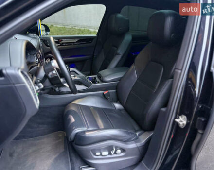 Чорний Порше Cayenne, об'ємом двигуна 2.9 л та пробігом 99 тис. км за 70000 $, фото 15 на Automoto.ua
