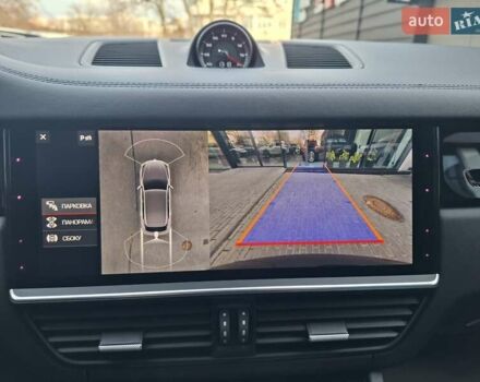 Черный Порше Каен, объемом двигателя 2.89 л и пробегом 114 тыс. км за 55555 $, фото 12 на Automoto.ua