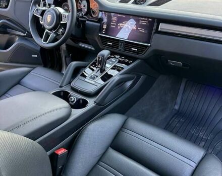 Порше Каен 2017 в Киеве на Automoto.ua Черный Порше Каен, объемом двигателя 2.9 л и пробегом 110 тыс. км за 68500 $, фото 32 на Automoto.ua