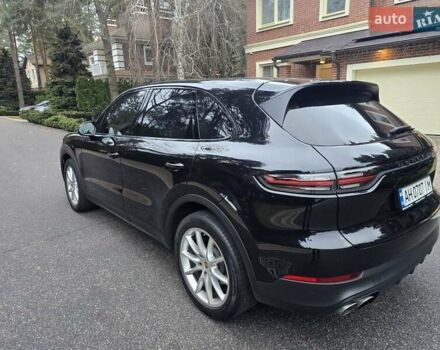 Черный Порше Каен, объемом двигателя 3 л и пробегом 170 тыс. км за 50000 $, фото 3 на Automoto.ua