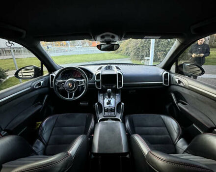 Черный Порше Каен, объемом двигателя 3.6 л и пробегом 142 тыс. км за 40500 $, фото 17 на Automoto.ua