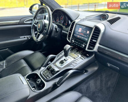Чорний Порше Cayenne, об'ємом двигуна 3.6 л та пробігом 88 тис. км за 49999 $, фото 14 на Automoto.ua