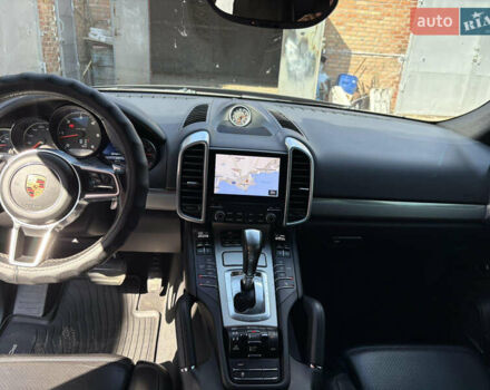 Чорний Порше Cayenne, об'ємом двигуна 2.97 л та пробігом 153 тис. км за 49900 $, фото 8 на Automoto.ua