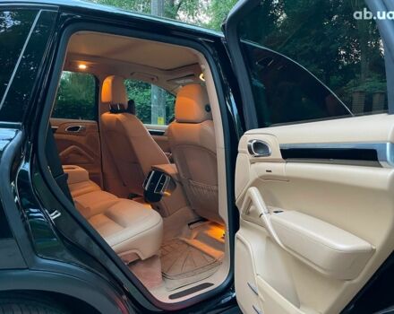 Чорний Порше Cayenne, об'ємом двигуна 3.6 л та пробігом 152 тис. км за 29990 $, фото 32 на Automoto.ua