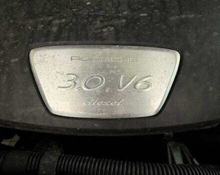 Чорний Порше Cayenne, об'ємом двигуна 3 л та пробігом 146 тис. км за 45500 $, фото 40 на Automoto.ua