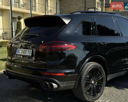 Чорний Порше Cayenne, об'ємом двигуна 3 л та пробігом 155 тис. км за 38000 $, фото 4 на Automoto.ua
