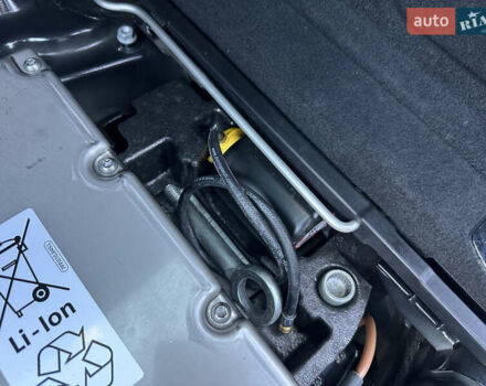 Черный Порше Каен, объемом двигателя 3 л и пробегом 180 тыс. км за 34800 $, фото 9 на Automoto.ua