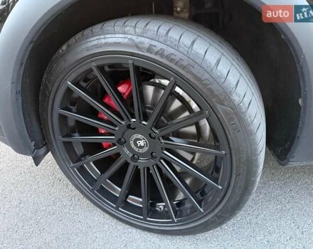 Черный Порше Каен, объемом двигателя 3.6 л и пробегом 99 тыс. км за 34000 $, фото 5 на Automoto.ua