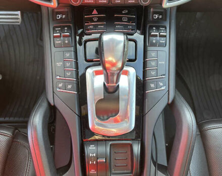 Черный Порше Каен, объемом двигателя 3.6 л и пробегом 88 тыс. км за 35999 $, фото 13 на Automoto.ua