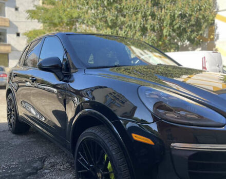 Чорний Порше Cayenne, об'ємом двигуна 3 л та пробігом 230 тис. км за 41000 $, фото 3 на Automoto.ua