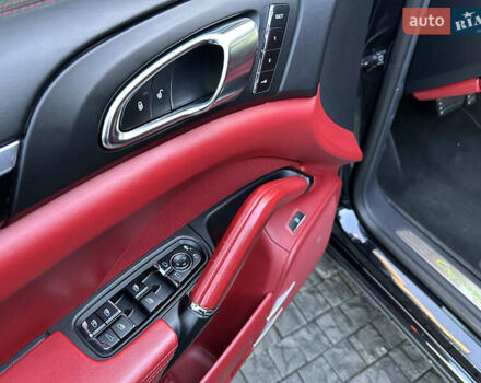 Черный Порше Каен, объемом двигателя 3 л и пробегом 180 тыс. км за 34800 $, фото 23 на Automoto.ua