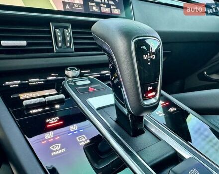 Черный Порше Каен, объемом двигателя 2.89 л и пробегом 76 тыс. км за 57800 $, фото 66 на Automoto.ua
