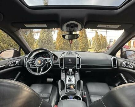 Черный Порше Каен, объемом двигателя 3.6 л и пробегом 64 тыс. км за 28999 $, фото 75 на Automoto.ua