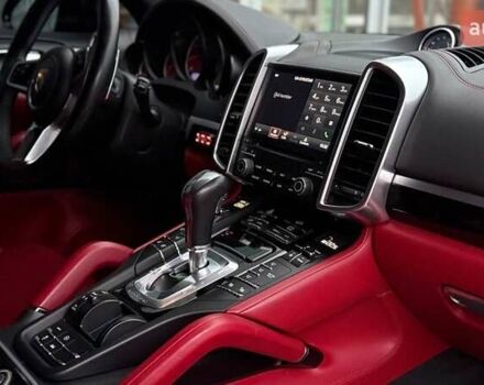 Чорний Порше Cayenne, об'ємом двигуна 3.6 л та пробігом 210 тис. км за 37999 $, фото 12 на Automoto.ua