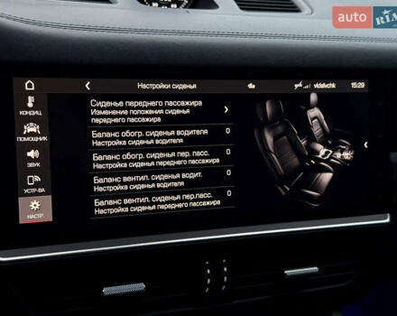 Чорний Порше Cayenne, об'ємом двигуна 2.9 л та пробігом 99 тис. км за 70000 $, фото 38 на Automoto.ua