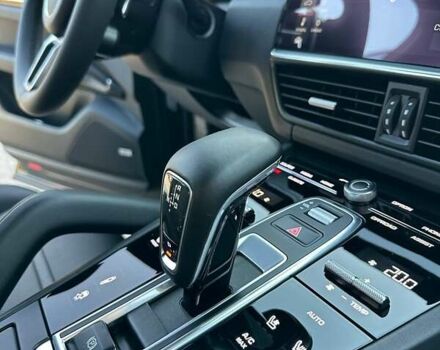 Порше Каен 2017 в Киеве на Automoto.ua Черный Порше Каен, объемом двигателя 2.9 л и пробегом 110 тыс. км за 68500 $, фото 42 на Automoto.ua