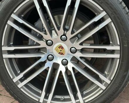 Черный Порше Каен, объемом двигателя 3.6 л и пробегом 64 тыс. км за 28999 $, фото 131 на Automoto.ua