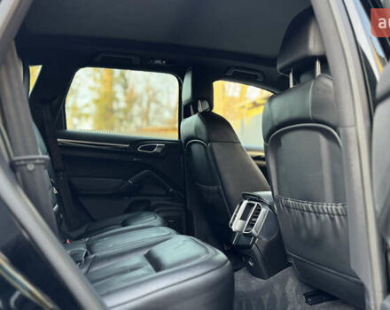 Черный Порше Каен, объемом двигателя 3.6 л и пробегом 113 тыс. км за 29500 $, фото 31 на Automoto.ua