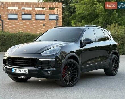 Черный Порше Каен, объемом двигателя 3.6 л и пробегом 99 тыс. км за 34000 $, фото 2 на Automoto.ua
