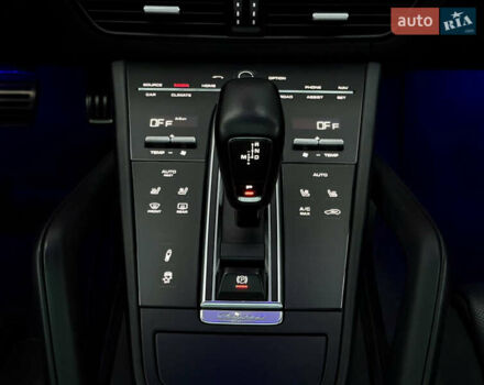 Чорний Порше Cayenne, об'ємом двигуна 2.9 л та пробігом 99 тис. км за 70000 $, фото 40 на Automoto.ua